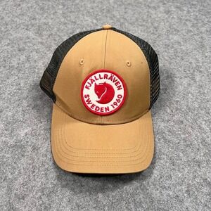 Fjallraven Buckwheat Brown 1960 Logo Langtradarkeps Hat Men's Size Large/XL